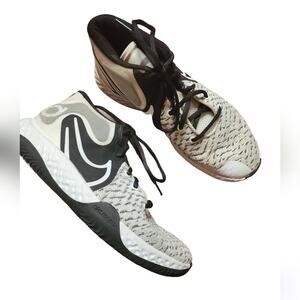 NIKE KD TREY 5 VIII ATHLETIC SHOES SIZE 8 WOMENS
